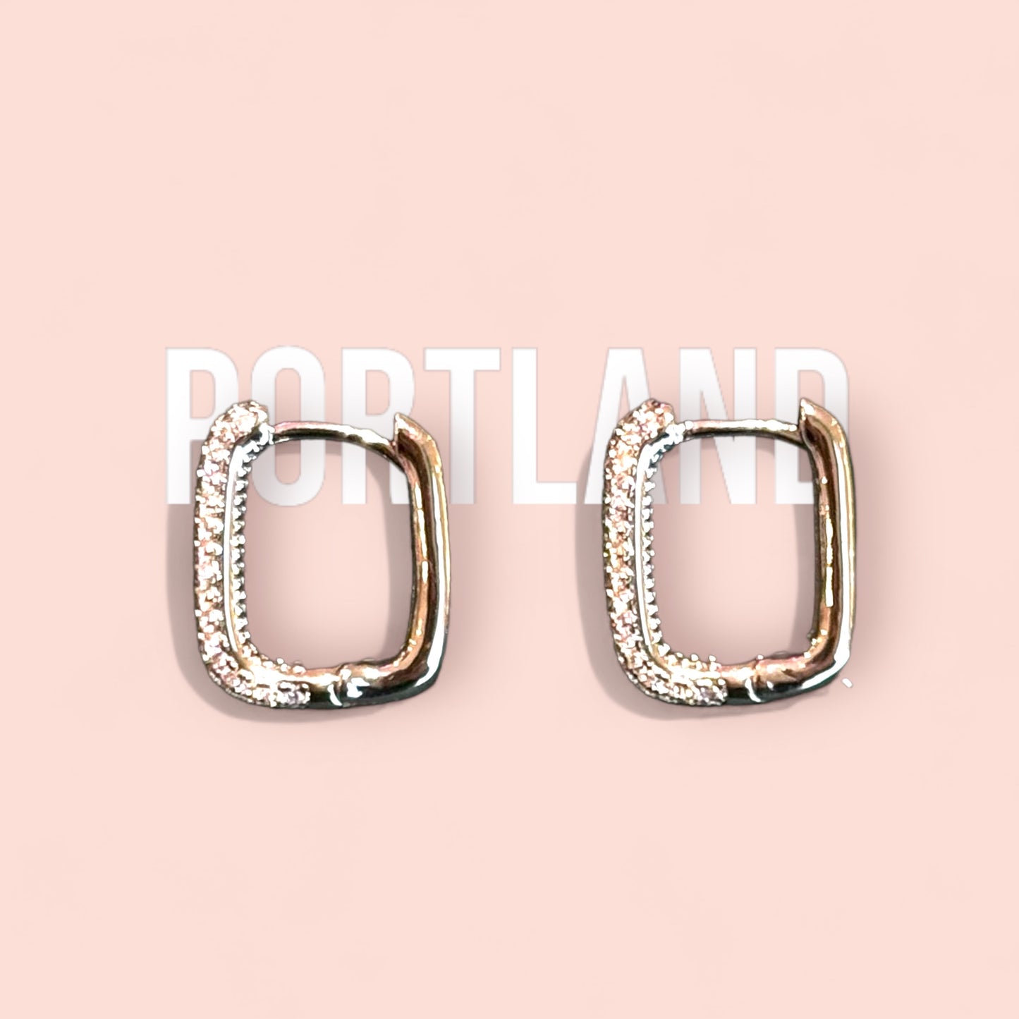 Les boucles d'oreilles PORTLAND