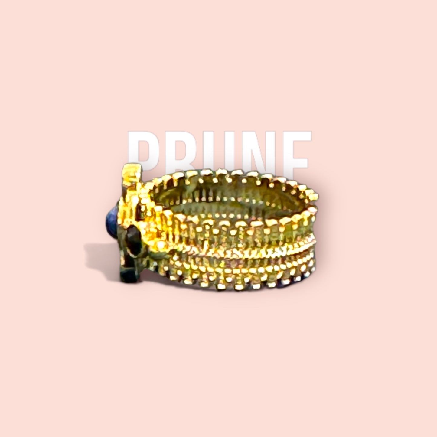 La bague PRUNE