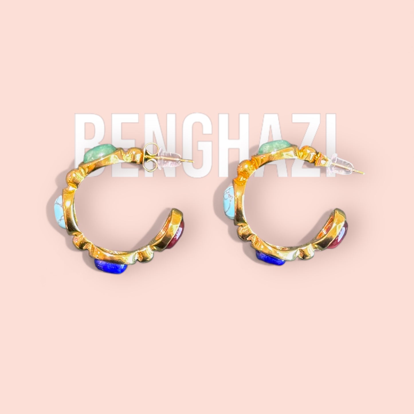 Les boucles d'oreilles BENGHAZI