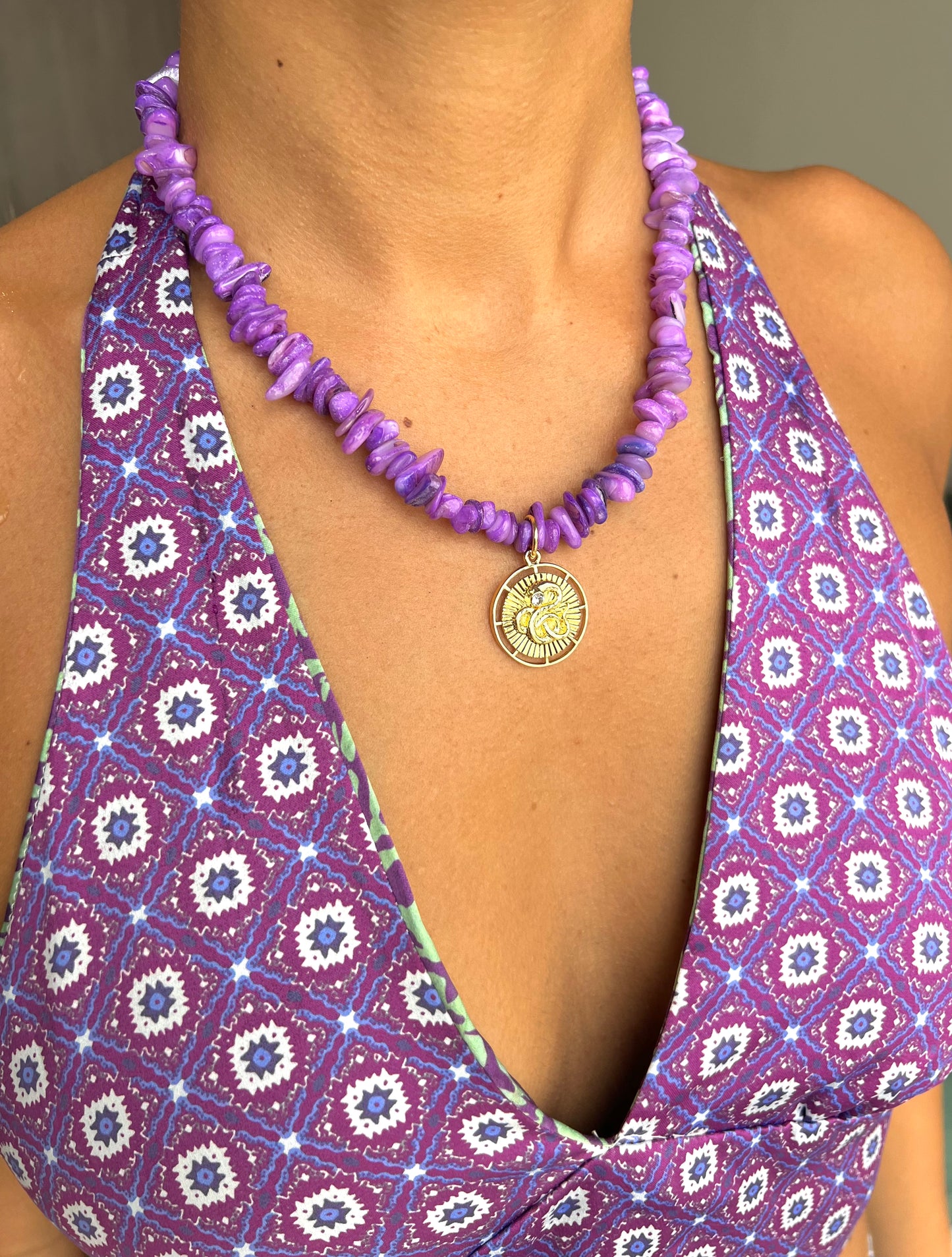The NAOMI necklace