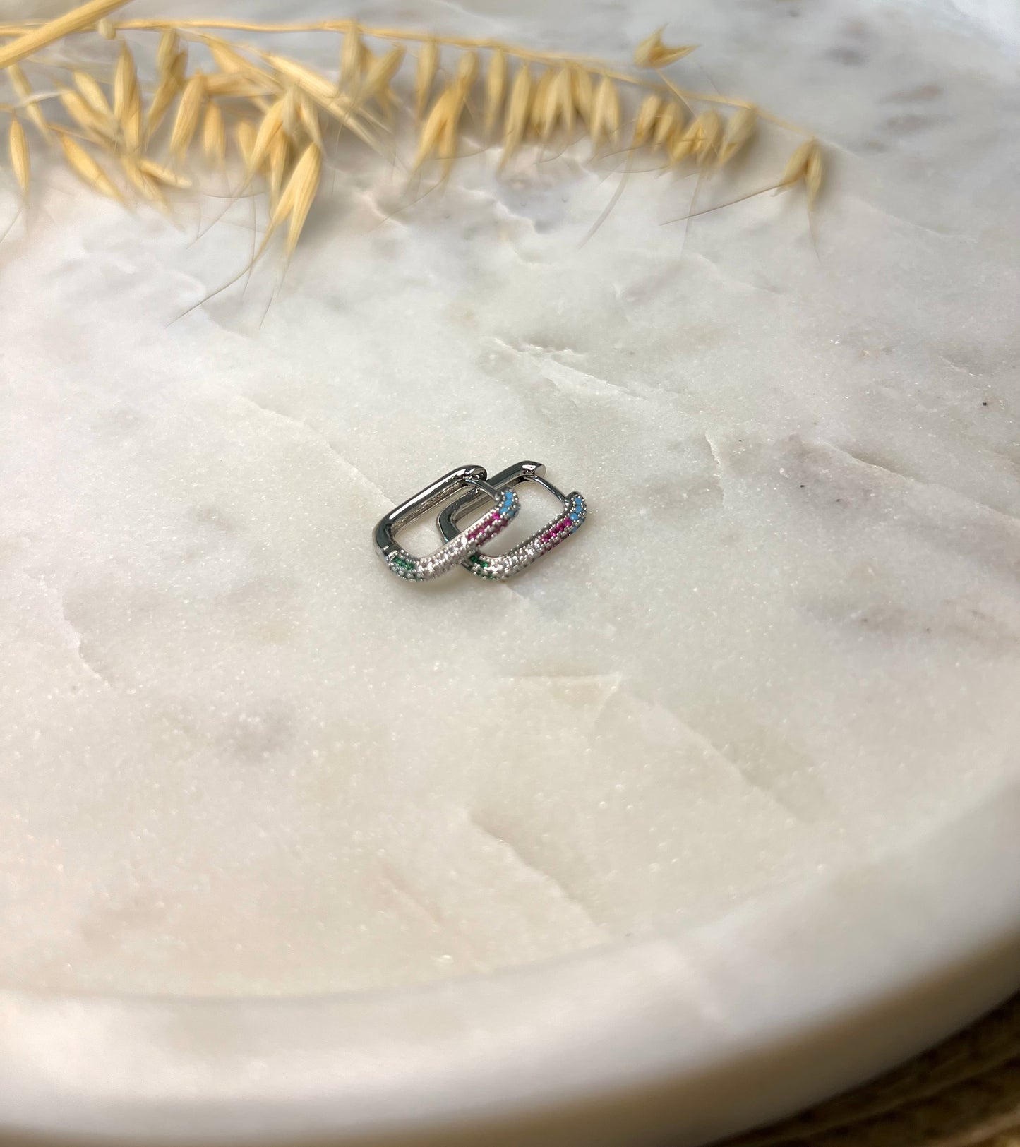 Les boucles d'oreilles PORTLAND
