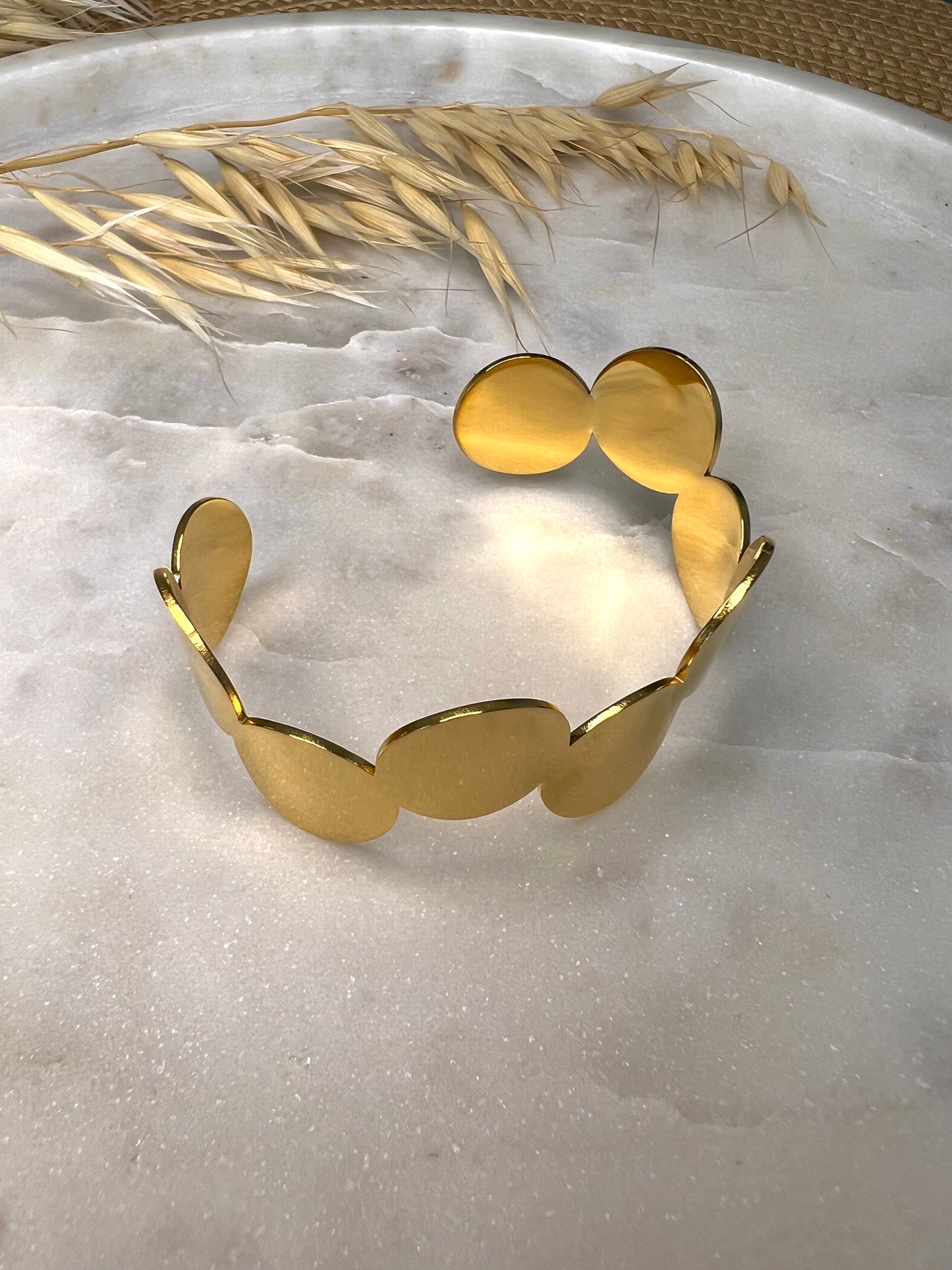 The ZOE bracelet