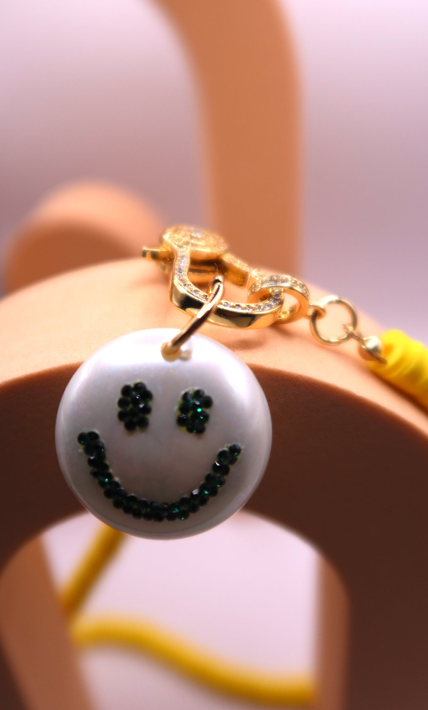 The IRIS necklace