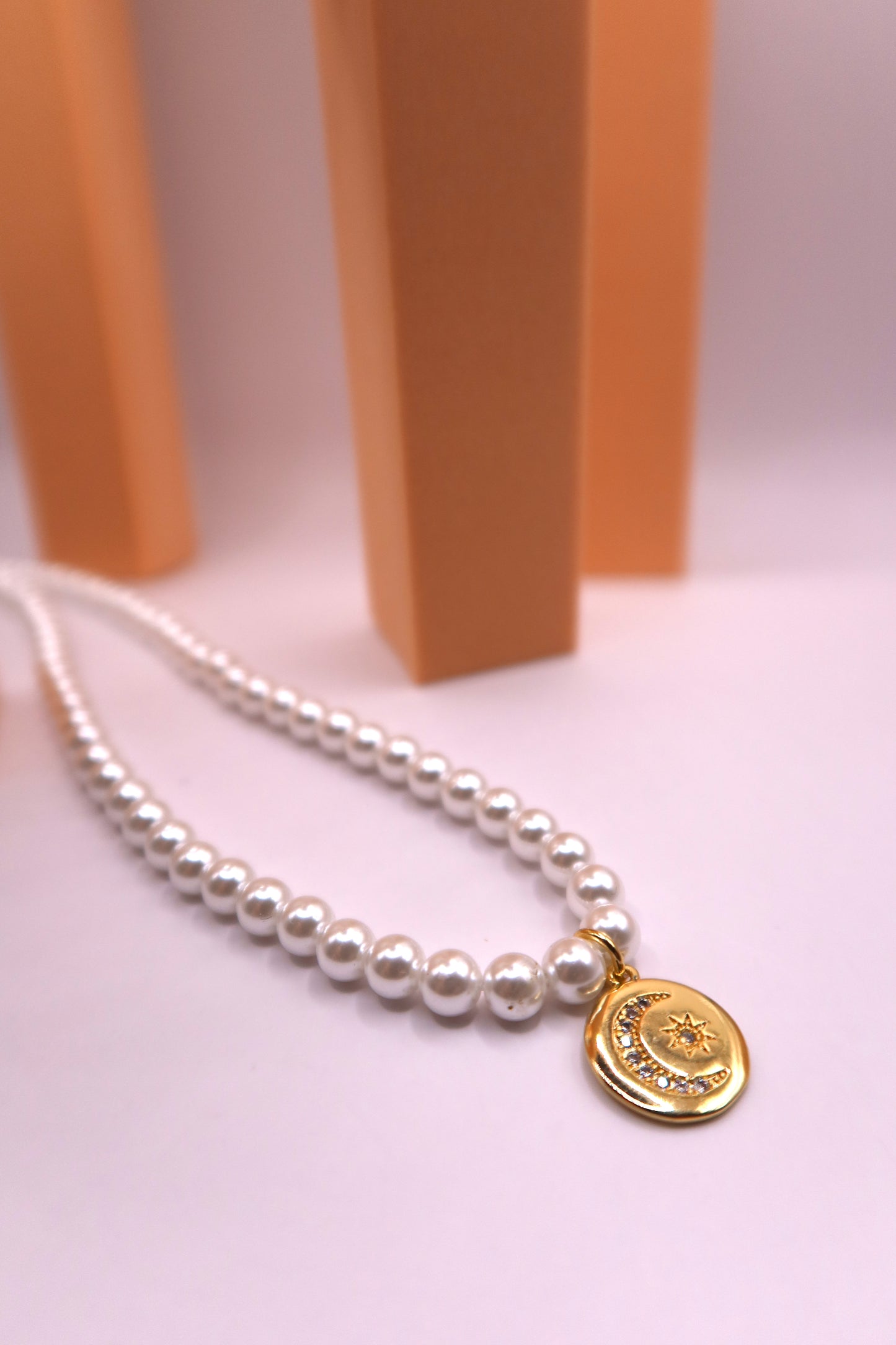 Le collier PETROS