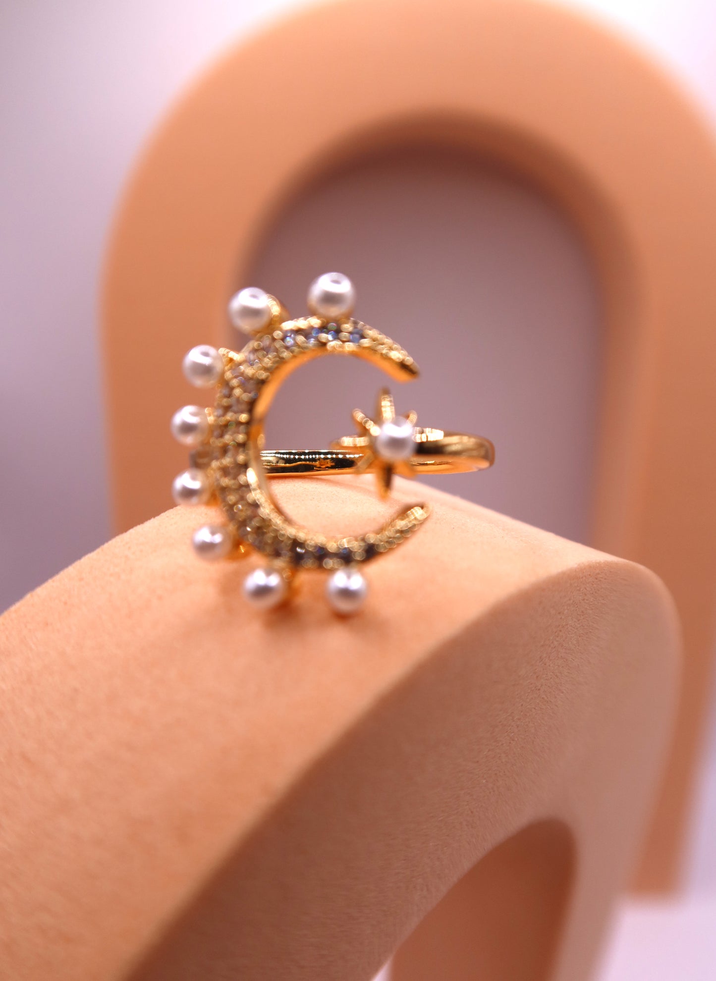 La bague NAHIA