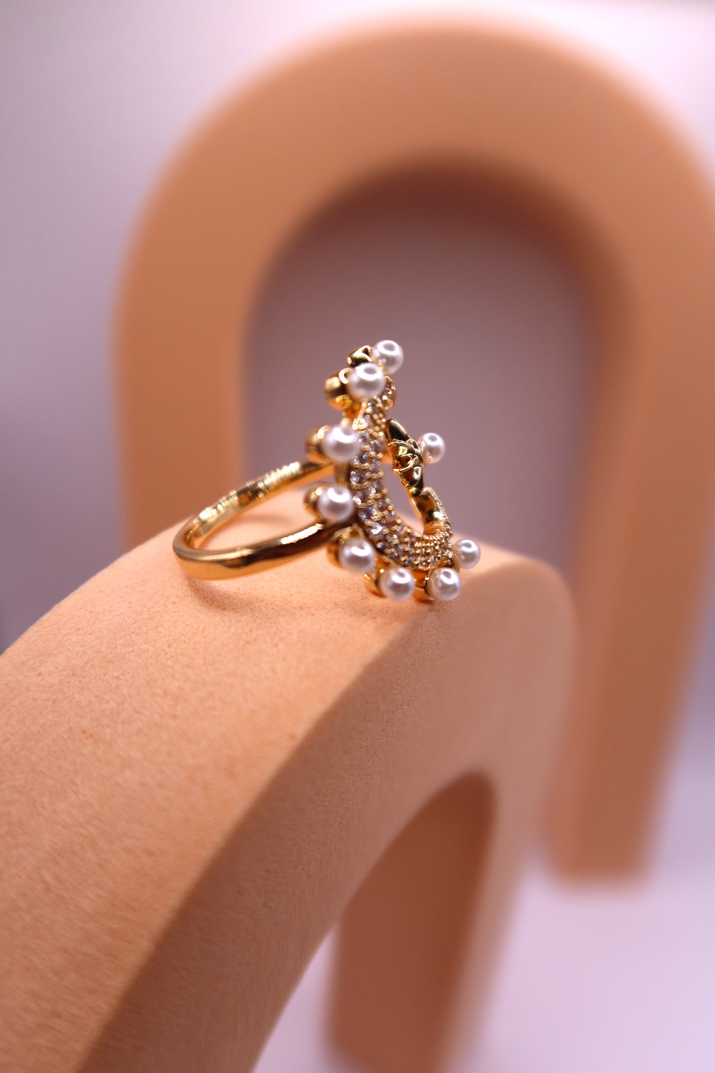 La bague NAHIA